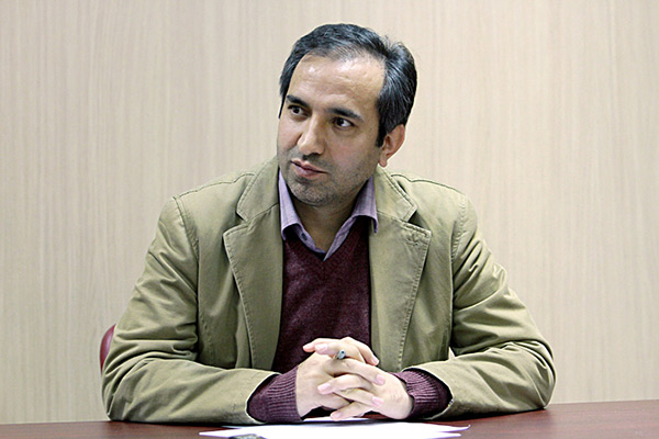 جمشید حمزه‌زاده